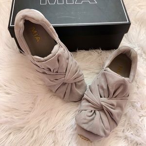 MIA grey Cristina bow sneakers